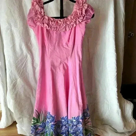 Worn Once - Hawaiian muumuu - Picture 1 of 7